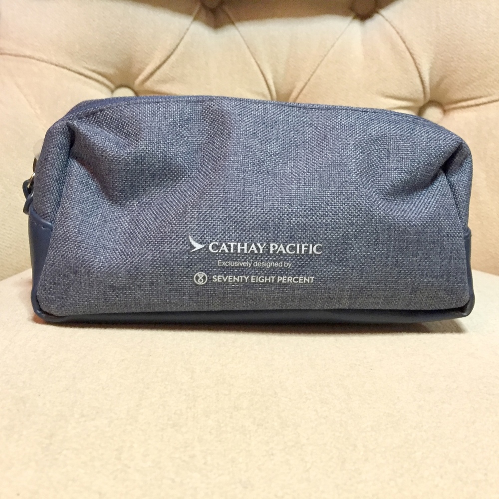 Jurlique x Cathay Pacific Amenity kit (sealed)